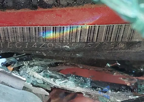 1995 GMC Sierra C1500 z USA, uszkodzony, nr VIN 1GTEC14Z0SZ505725